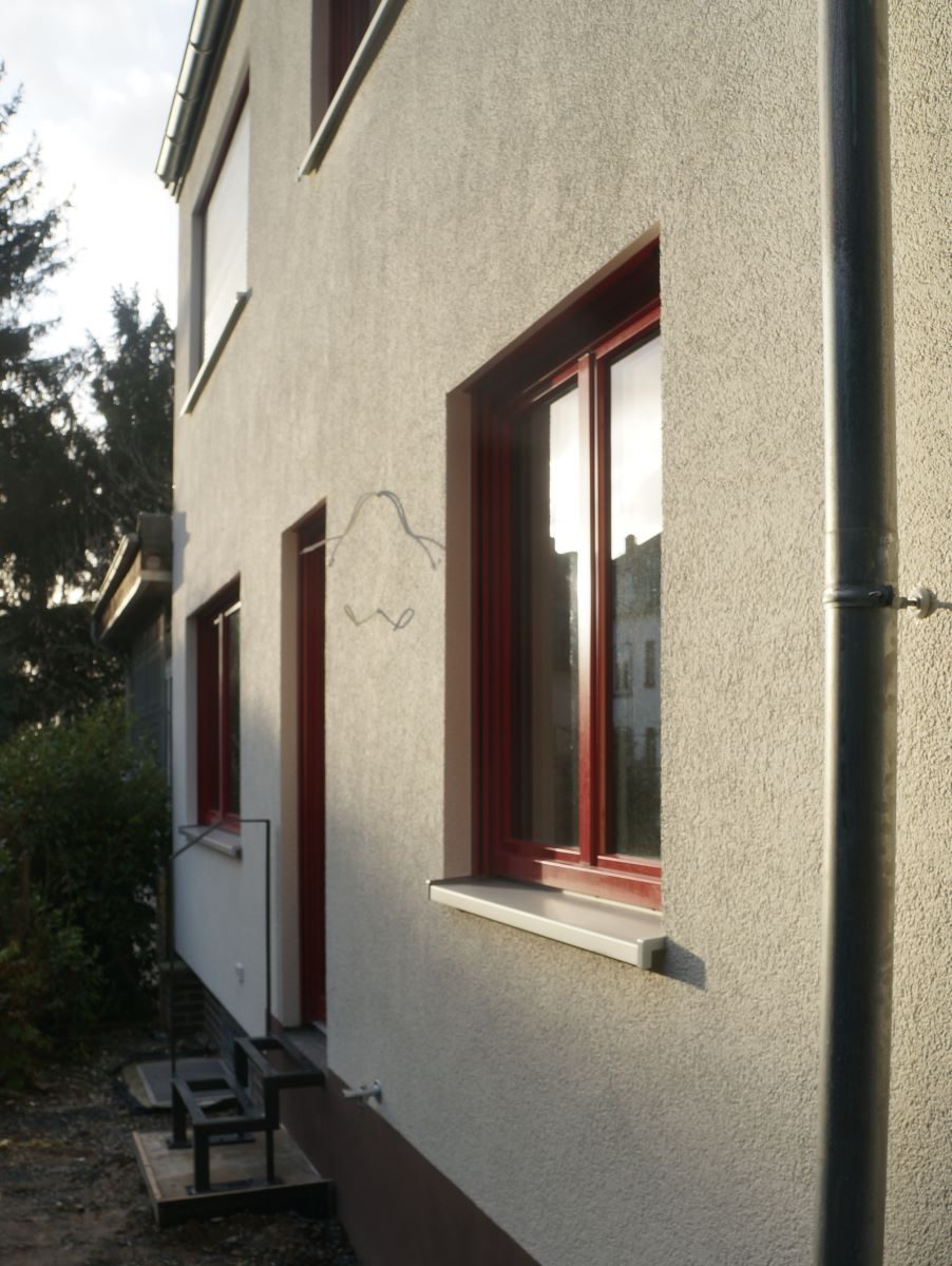 Südansicht mit Dachterrasse im Obergeschoss