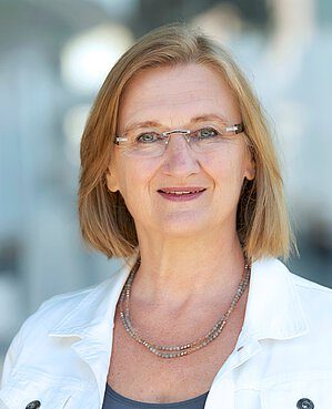 Porträt der Architektin Monika Diefenbach